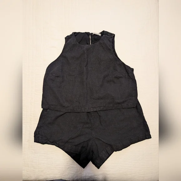 Abercrombie & Fitch Linen Set - Picture 2 of 10